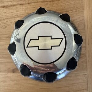 Chevy 2500 Express Van 9597161 OEM Wheel Center Rim Cap Hub 8 Lug Cover